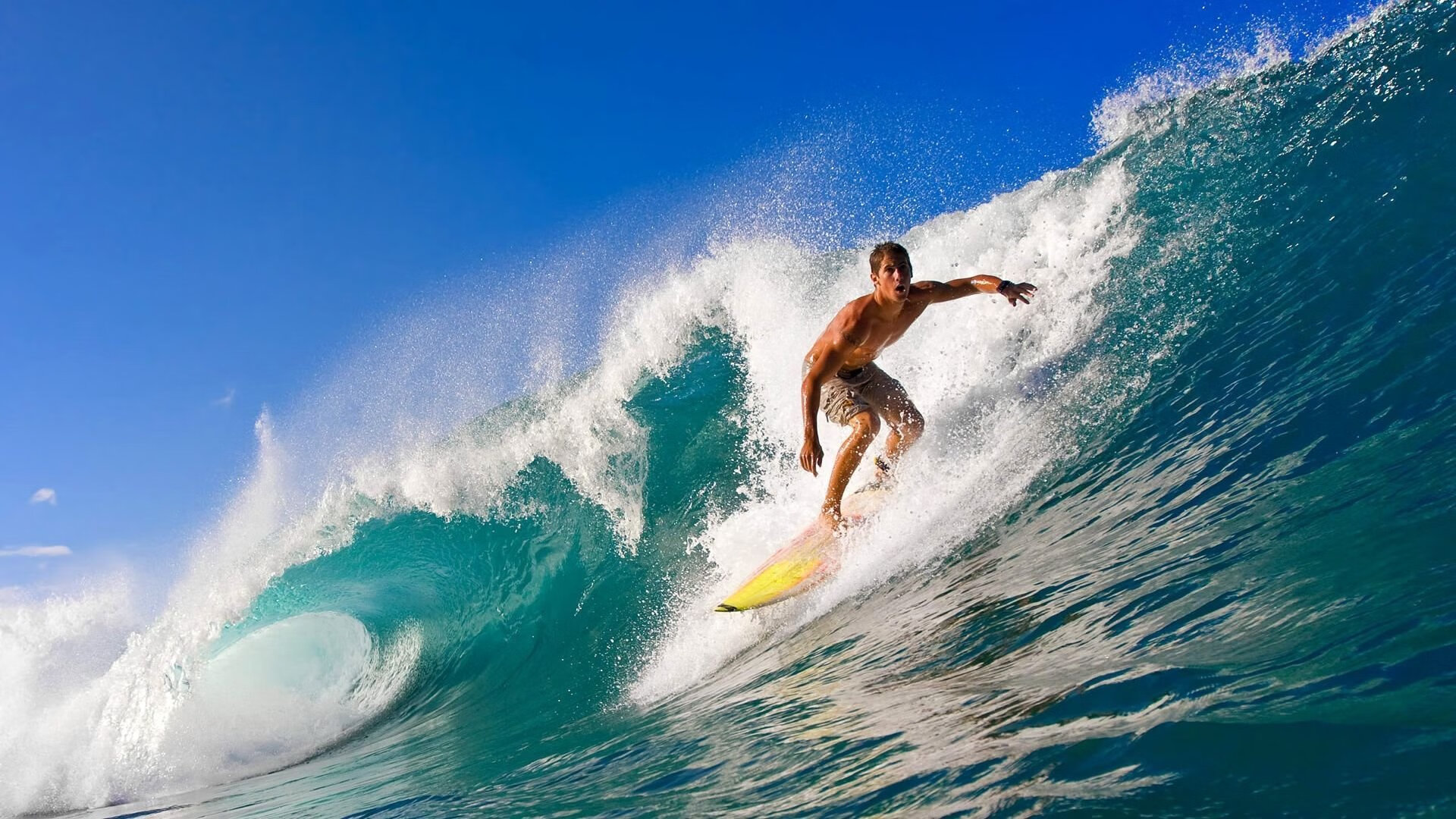 球迷拍摄创意短片讲述支持球队心路历程引发强烈共鸣，球队宣传片拍摄